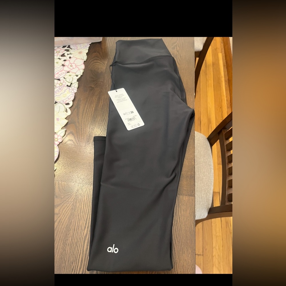 Alo Airlift Leggings